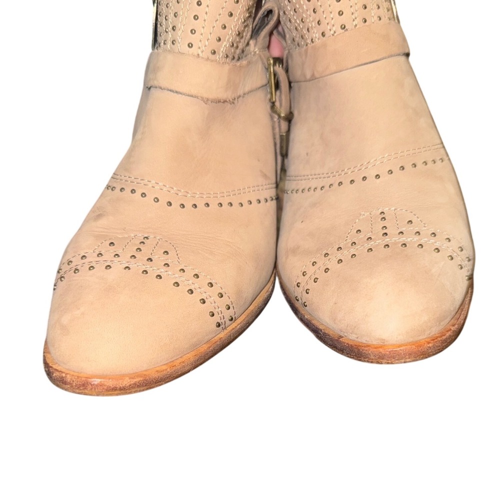 Vince Camuto Dorintina Nude western boho Leather Studded Buckle Ankle Booties - Picture 7 of 8